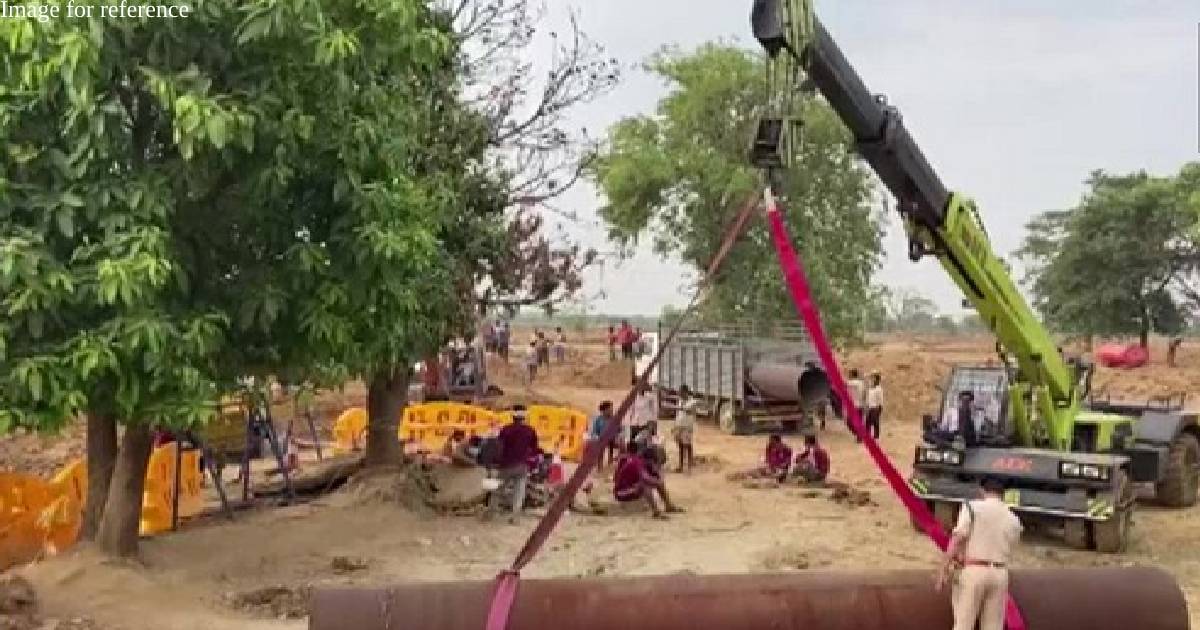 Chhattisgarh: Rescue operation continues to save 10-year-old boy trapped in borewell